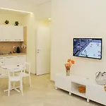 Domus Divi - Appartamento Nel Cuore Di Roma
